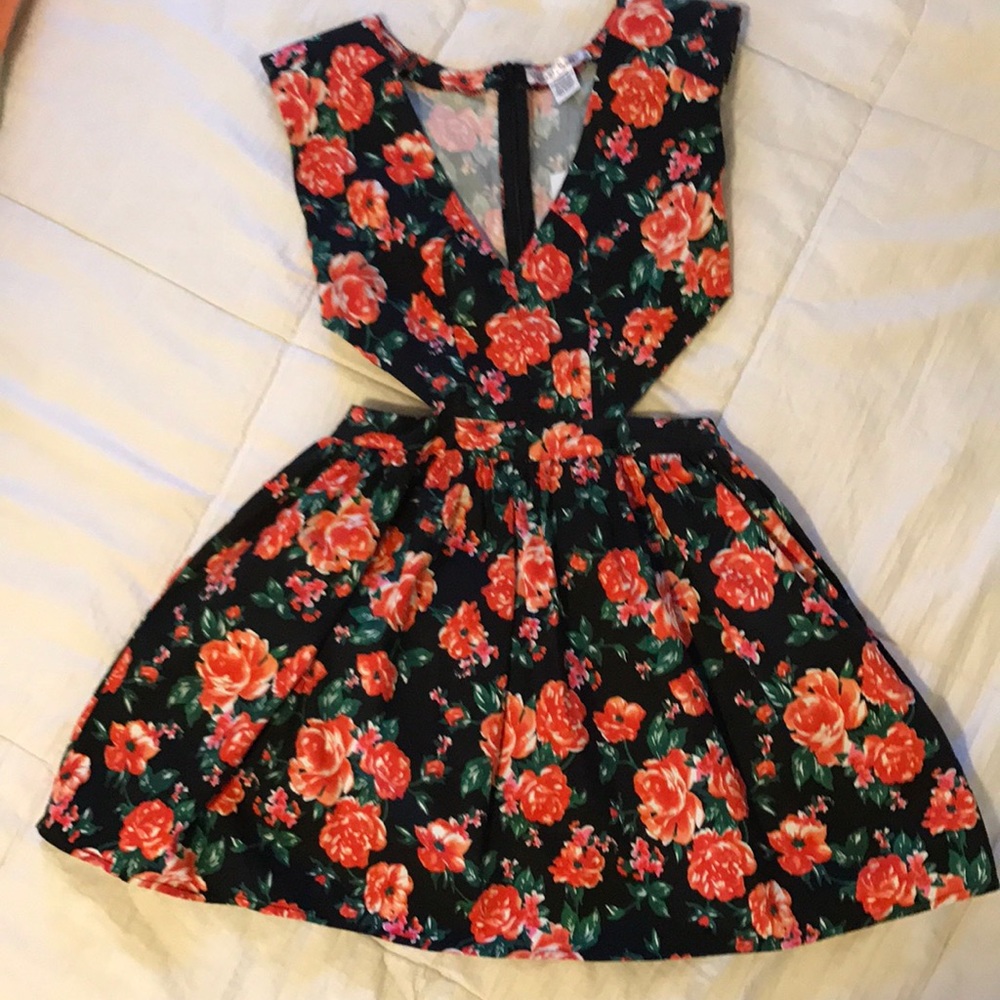 Sans Souci Dress